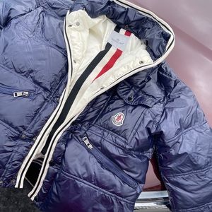 Moncler button jacket (missing hood) view photos